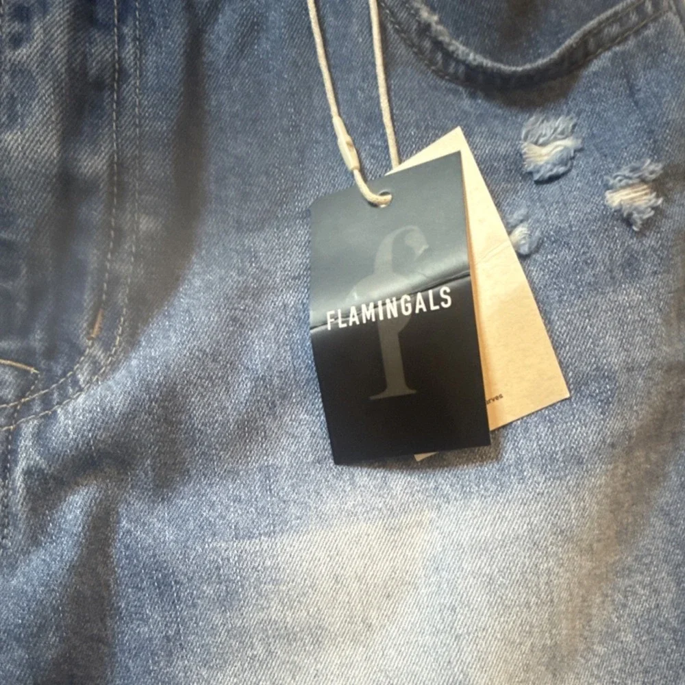 Flamingals Blue Distressed Cropped Jeans - Picture 4 of 11
